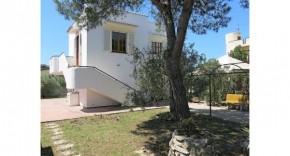 RENY - VILLA da 11 posti letto a 150 Mt dal MARE